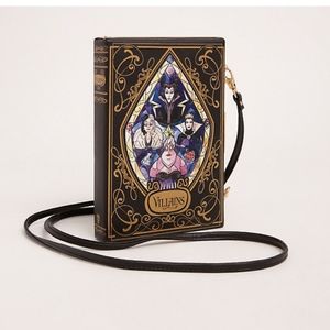 We're book worms but we also like nights out on th